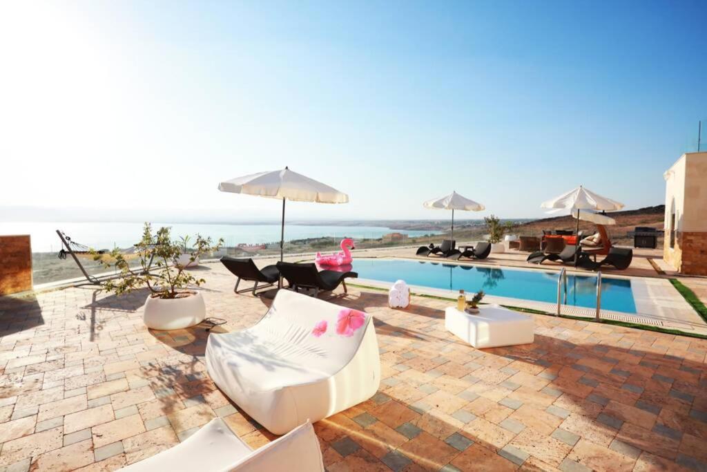 Villa Sea Breeze Sweimeh Zewnętrze zdjęcie